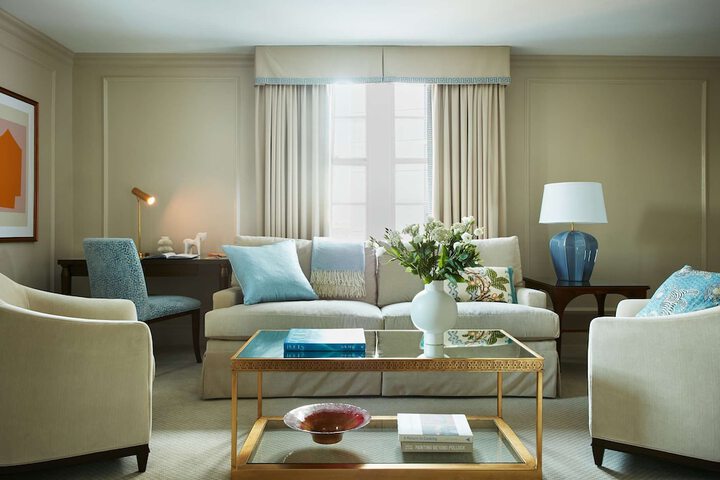 Room 32 of 52