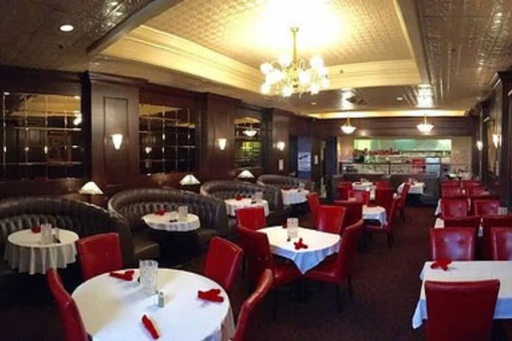 Dining 59 of 67