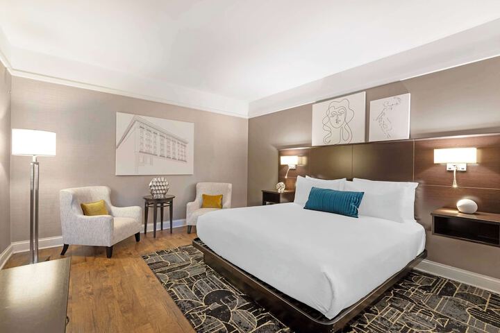 Room 47 of 70