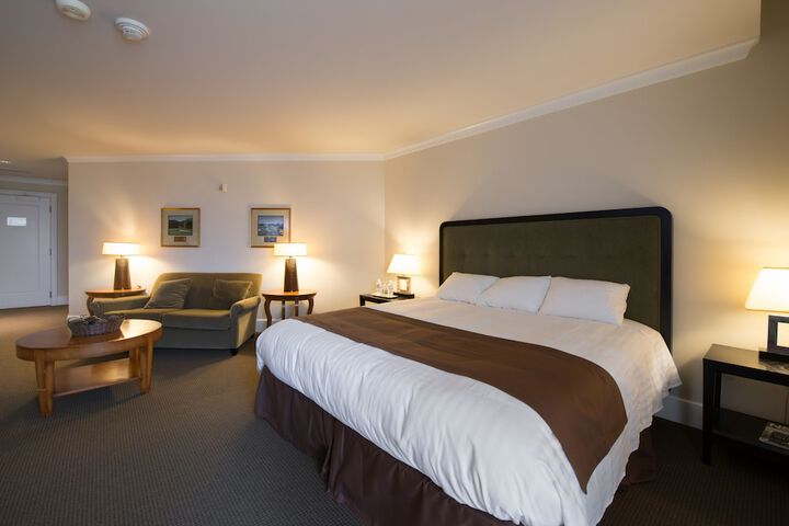 Room 10 of 35