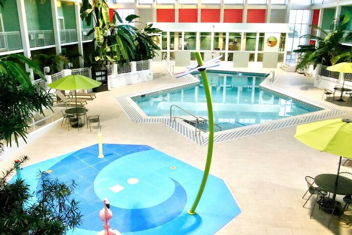 Oasis Hotel & Convention Center an Ascend Collection Hotel