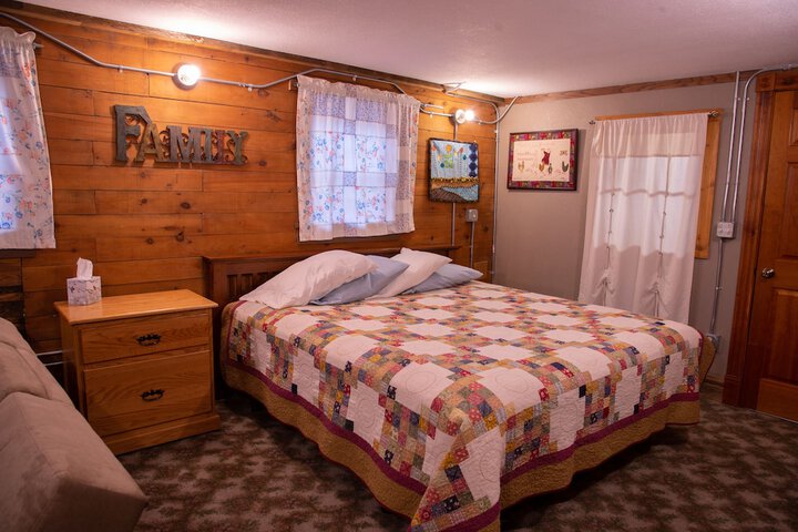 Room 40 of 119