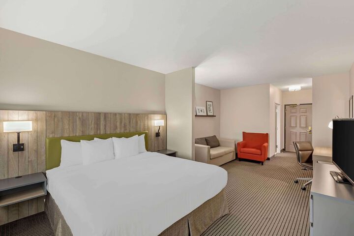Room 21 of 37