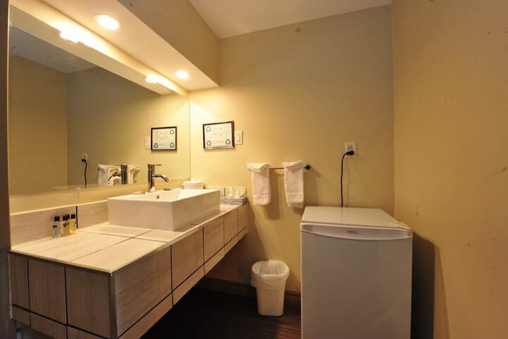 Room 15 of 35
