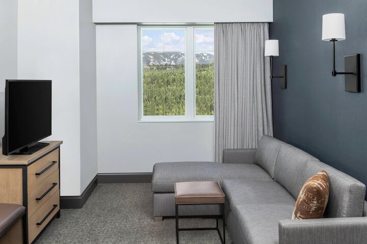 Room 32 of 85