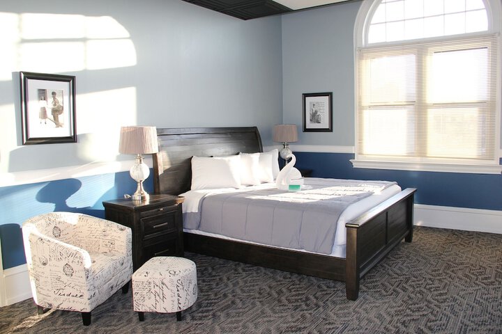 Room 159 of 223