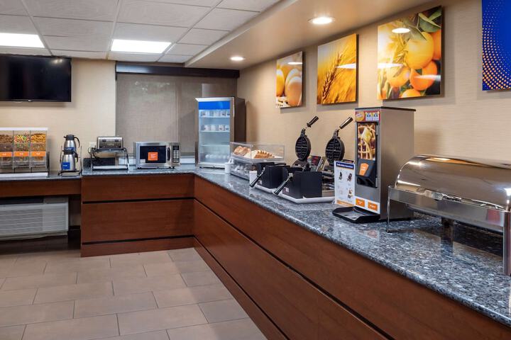 Comfort Inn Edison - New Brunswick