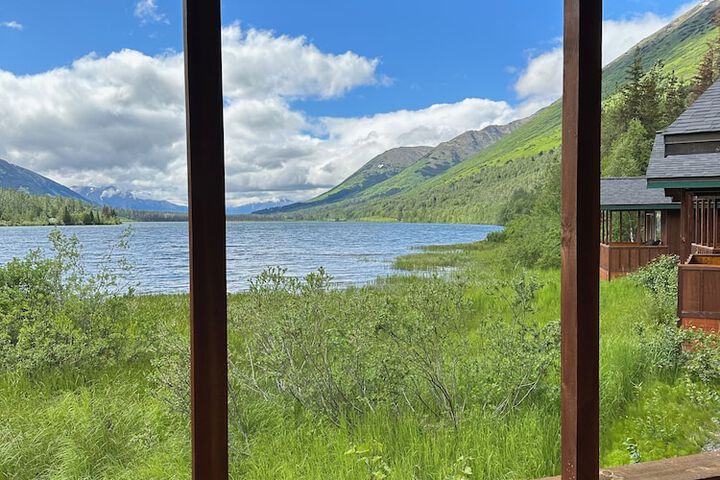 Summit Lake Lodge
