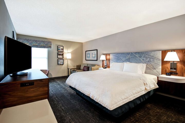 Hampton Inn Atlanta-Mall of Georgia