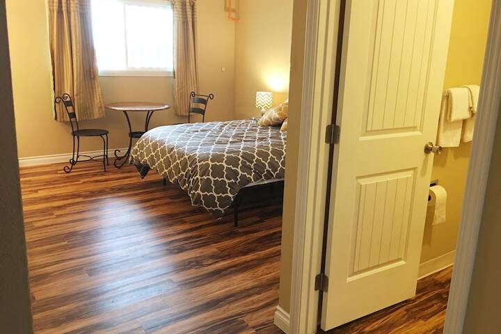 Room 12 of 21