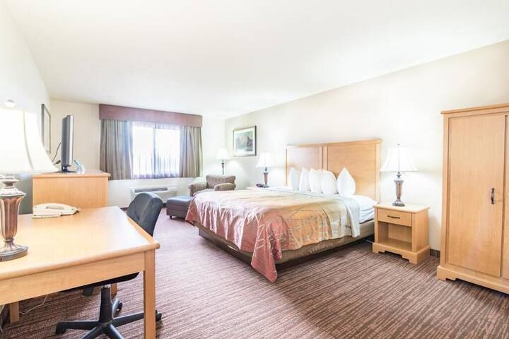 Room 12 of 34