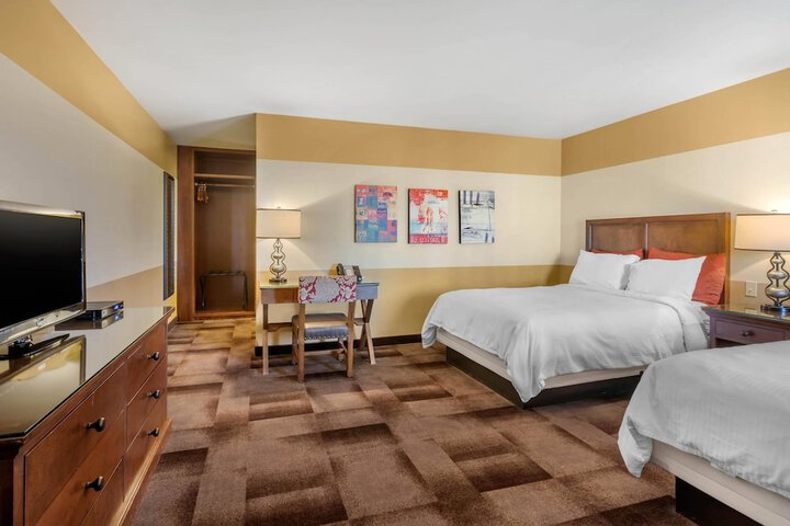 Carlton Oaks Lodge an Ascend Collection Hotel