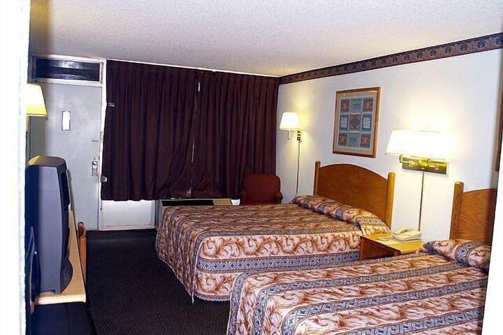 Room 23 of 42