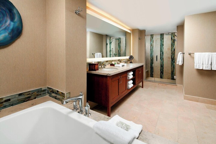 The Westin La Paloma Resort and Spa