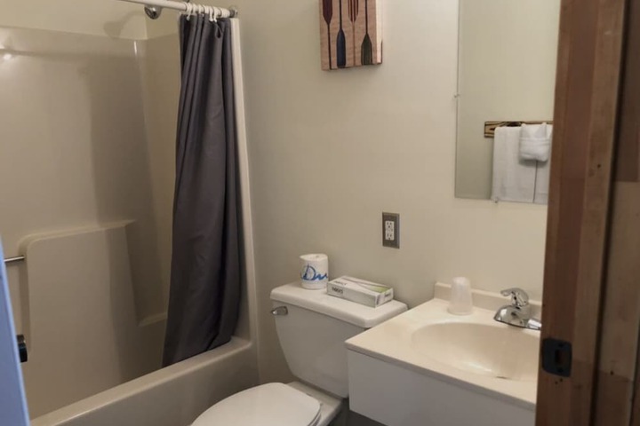 Luzerne Court Motel