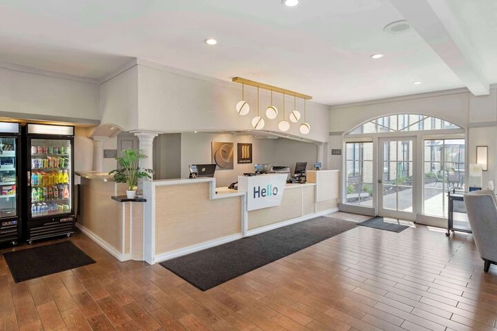 Hotel Interior 11 of 39