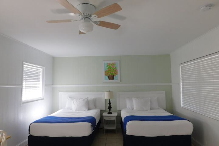 Room 13 of 54