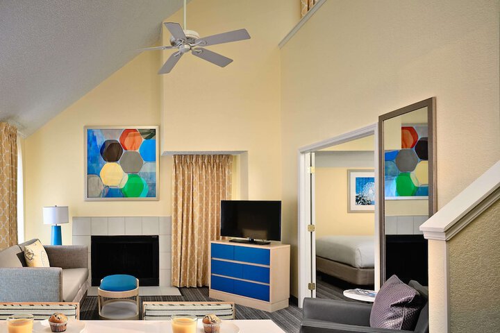 Sonesta Simply Suites Cleveland Airport
