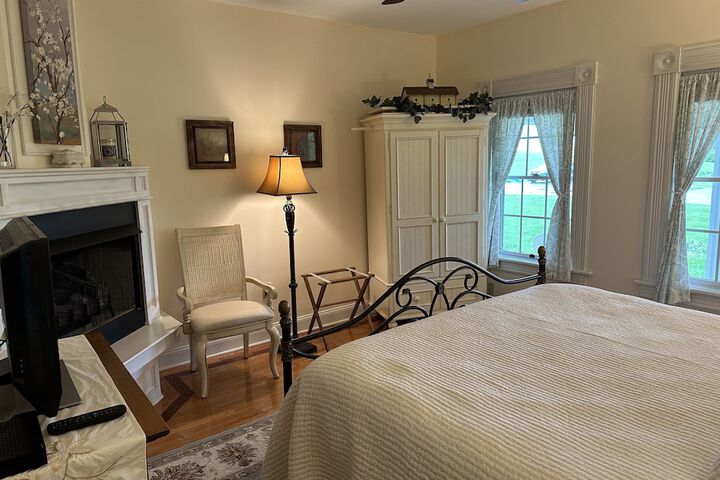 Room 21 of 44