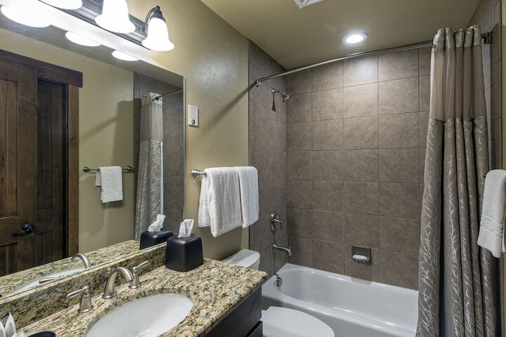 Grand Lodge Peak 7 - Condo