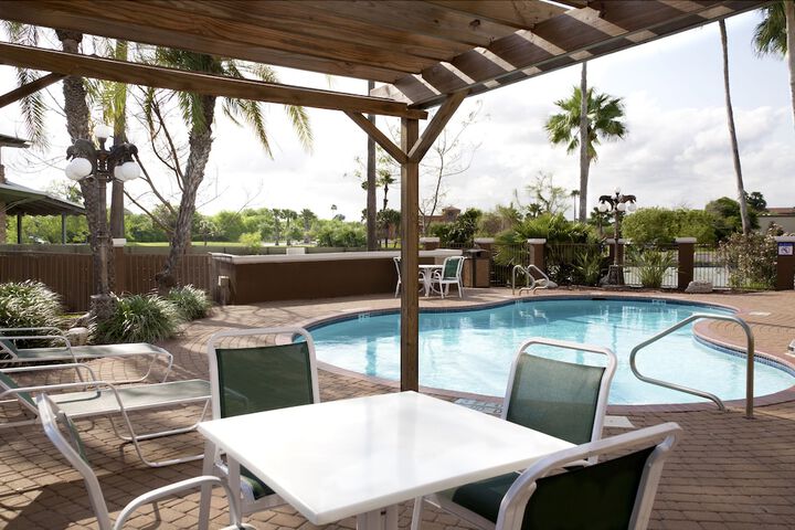 Pool 8 of 43