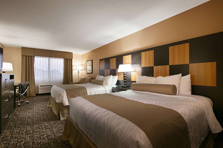 Best Western Plus Wendover Inn