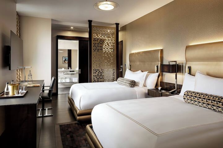 Room 20 of 43