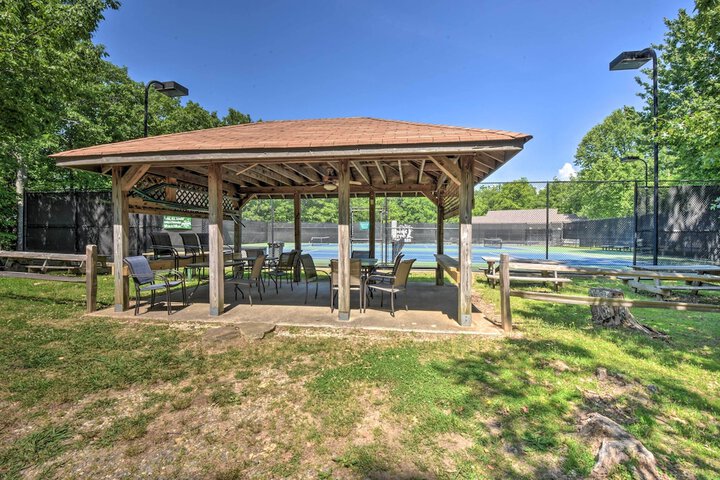 Comfy Jasper Getaway w / Community Amenities!