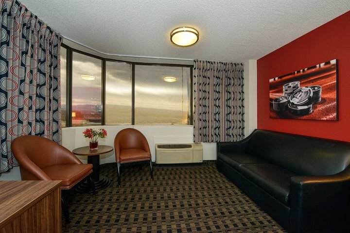 Room 28 of 41