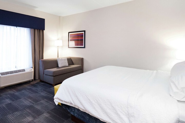 Room 33 of 44