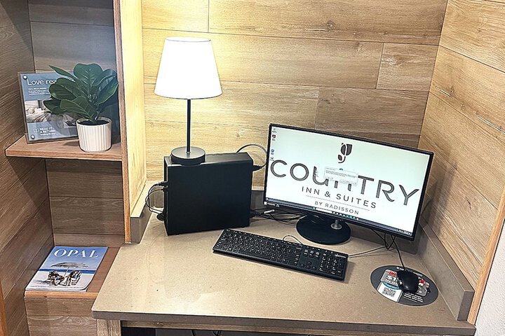 Country Inn & Suites by Radisson Midway - Tallahassee West