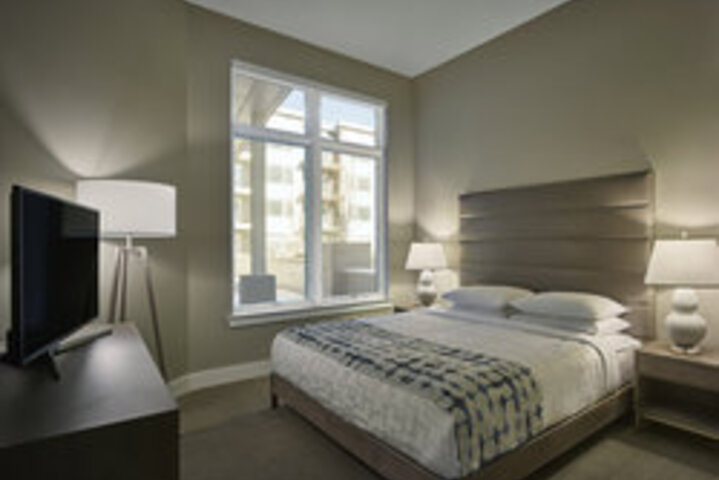 Room 31 of 76