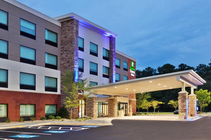 Hotel 8 of 42
