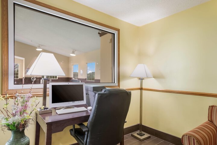 Quality Inn Edgerton - Lake Koshkonong