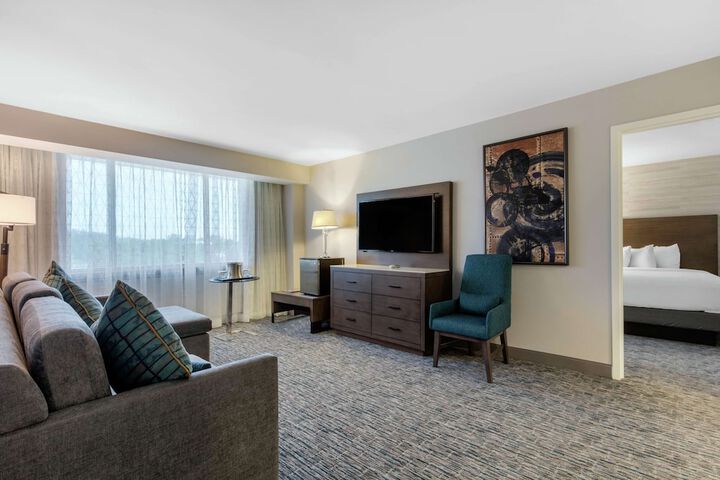 Room 25 of 63