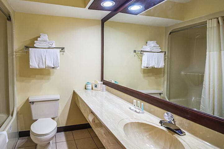 Room 15 of 51