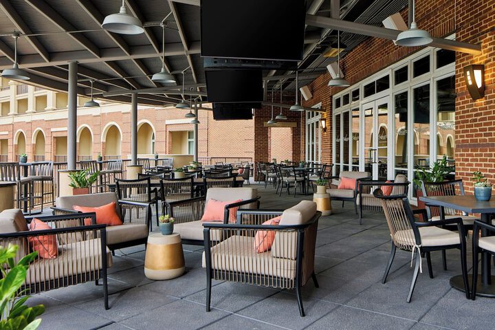 Renaissance Shoals Resort & Spa