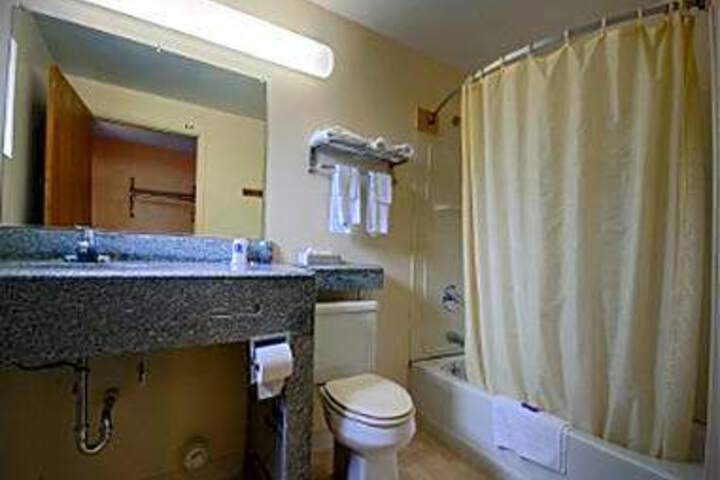 Knights Inn Tonawanda