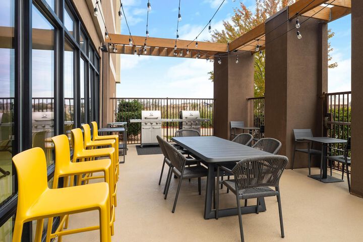 Home2 Suites by Hilton Alexandria