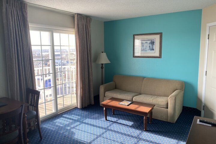 Room 9 of 49