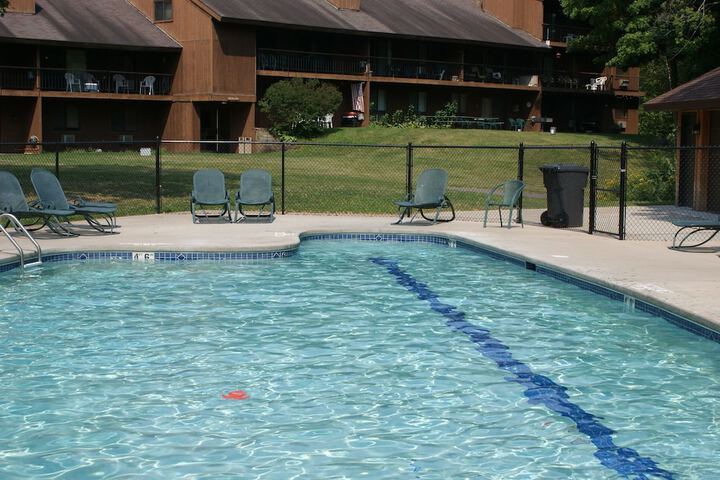 Pool 4 of 50