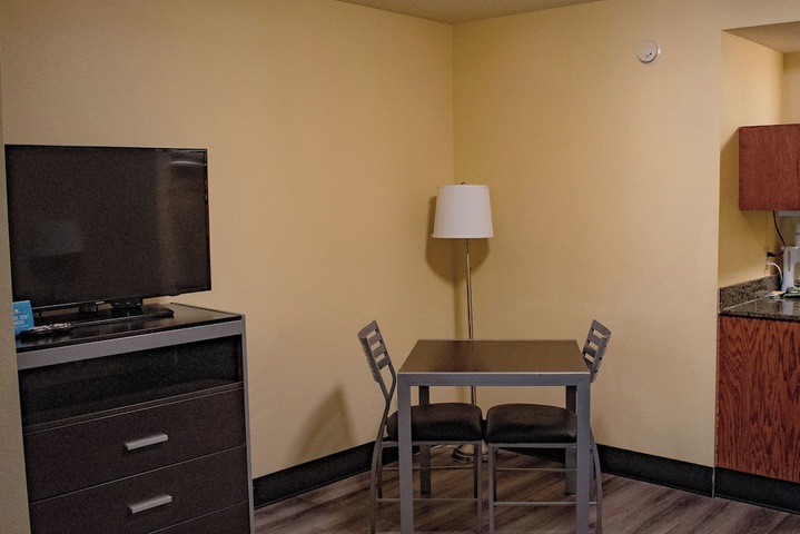 Days Inn & Suites by Wyndham Pocahontas