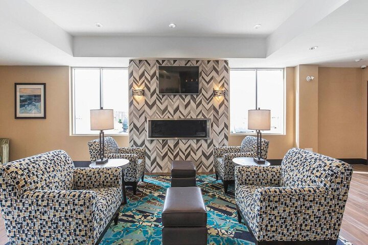 Hotel Interior 6 of 27