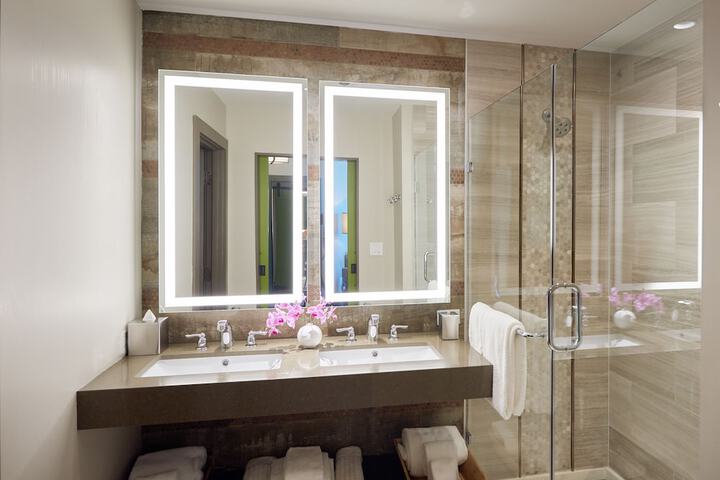 The Stella Hotel Autograph Collection