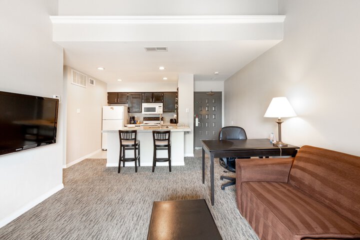 Room 19 of 19