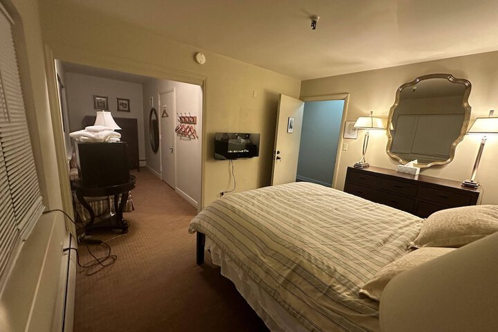 Room 20 of 65