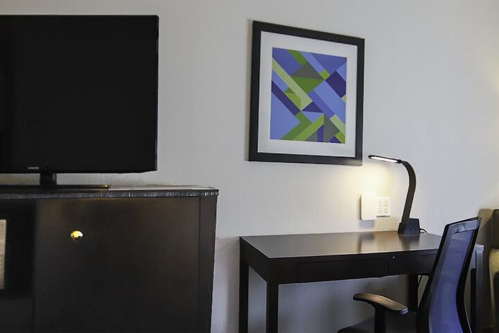 Room 40 of 82