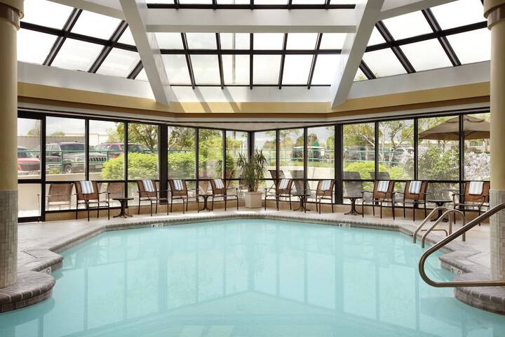 Pool 4 of 37