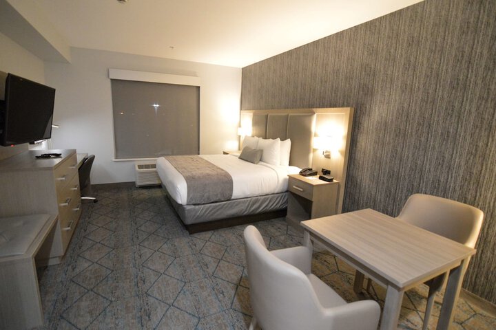 Room 21 of 45