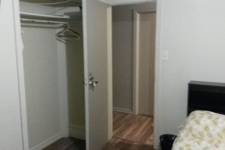 Room 13 of 28